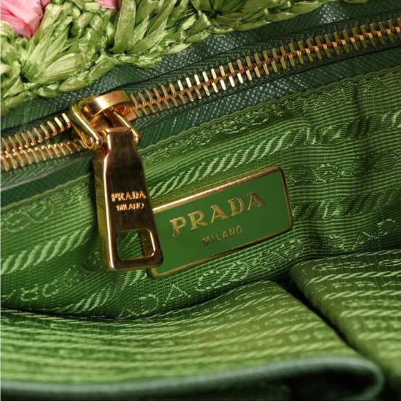 Prada Canapa Tote in Two-Tone Raffia Crochet - Picture 4 of 7